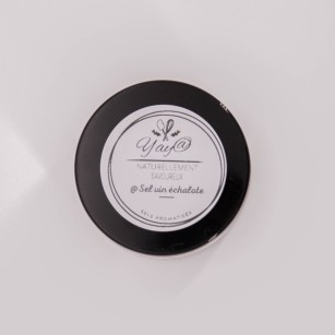 Sel aromatisé au vin rouge et échalote idéal sur vos viandes rouge, salades, pâtes...